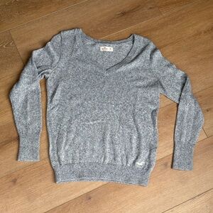 Hollister Heather Gray V-Neck Sweater